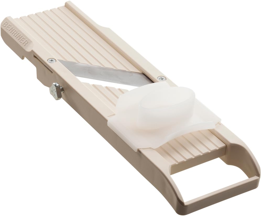 Precision Mandoline Slicer for Gourmet Preparations