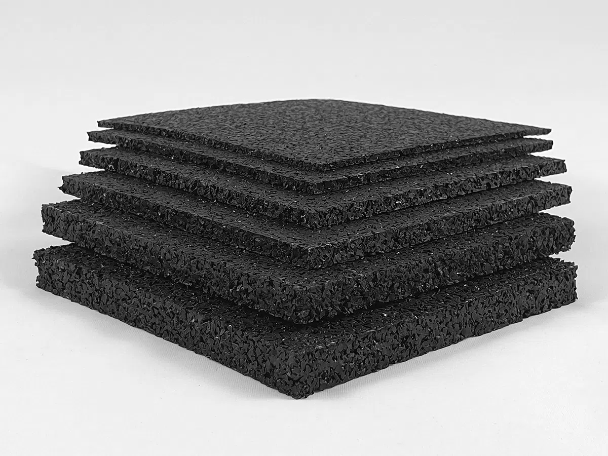 Gummigranulat 35x35cm (350x350mm) / 8mm Stärke - Antivibrationsmatte Ladungssicherung