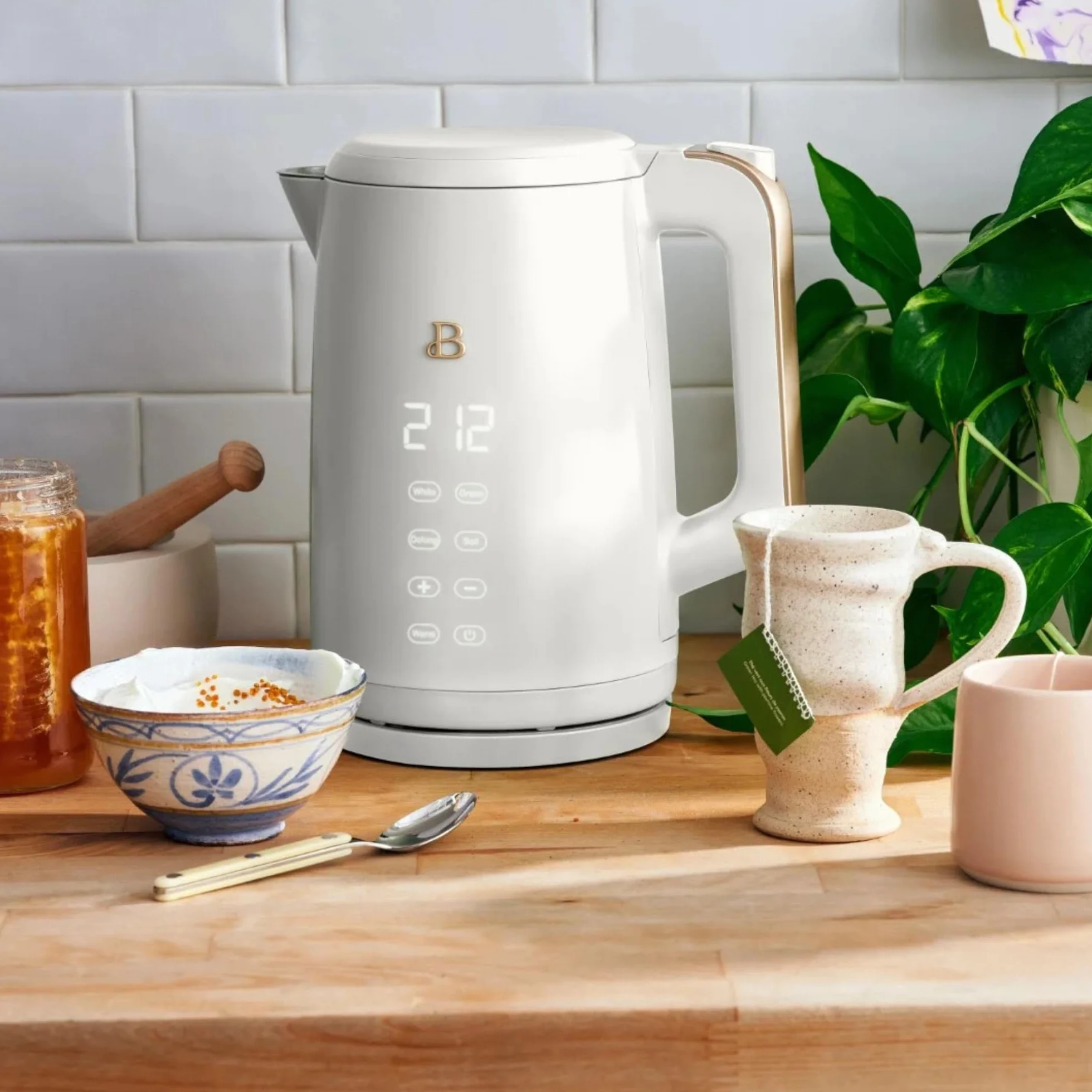 Electric Kettle 1.7L 1500W with Touch-Activated Display, Programmable Temperature Control, 4 Preset Tea Settings, Auto Shut-Off, 360° Base (White Icing)