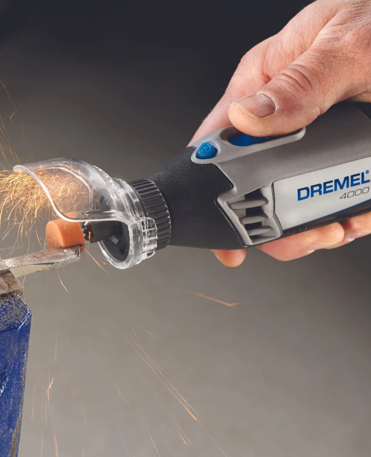 Dremel 550 Comfort Guard-Aufsatz. Aufsatz für rotierende Werkzeuge für mehr Komfort beim Schneiden, Schleifen und Reinigen.